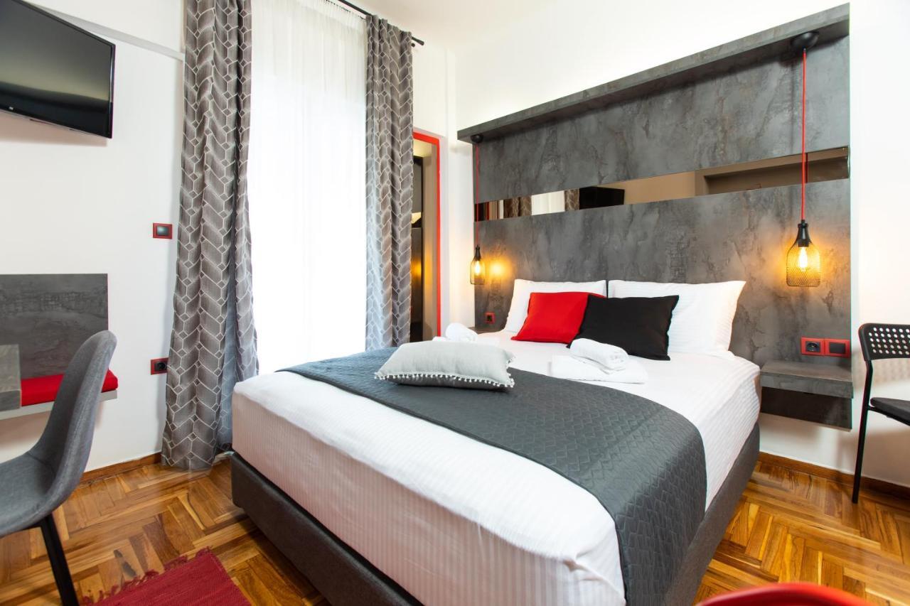 Downtown Luxury Boutique Suites : the red suite Thessalonique Extérieur photo