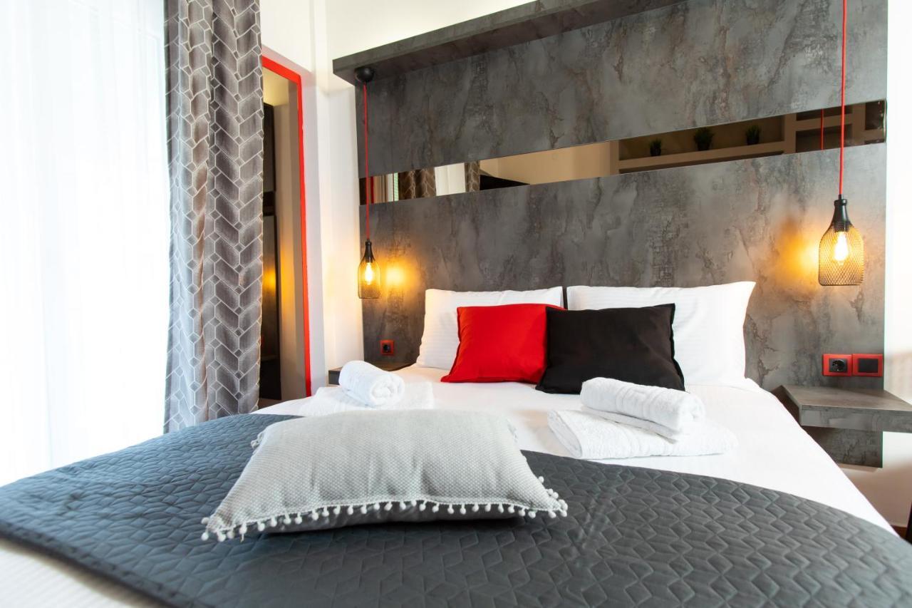 Downtown Luxury Boutique Suites : the red suite Thessalonique Extérieur photo